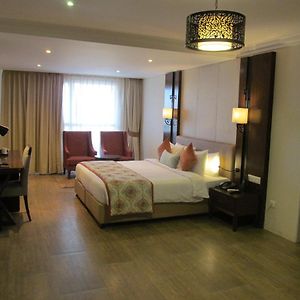 Executive King Room